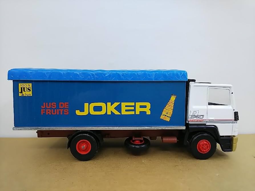 CIJ ルノー　RENAULT 材木運搬トラック　スケール不明 CIJ ルノー RENAULT 材木運搬トラック スケール不明